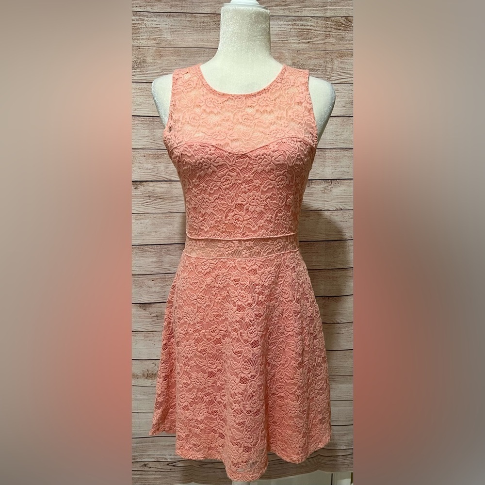 Garage Lace Peekaboo peach Dress size medium